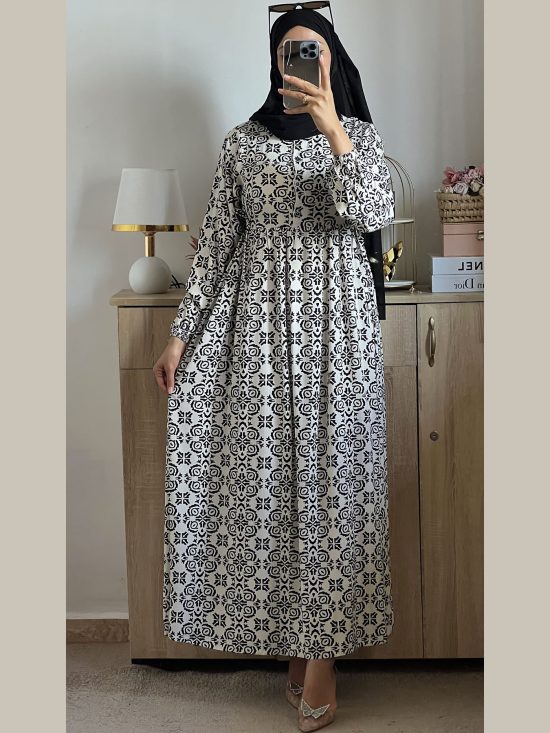 Robe motif Longue ceinturée sur les cotés