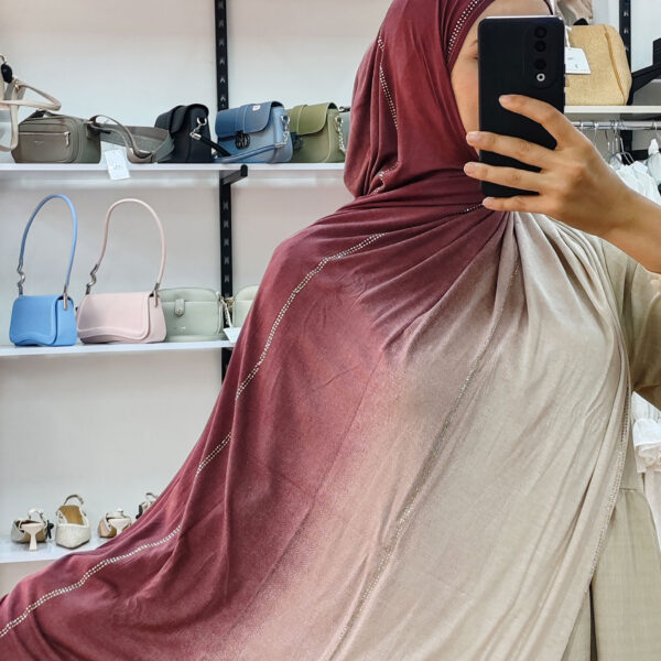 Châle Lycra dégradé strass