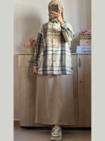 Ensemble Chemise Over et jupe normal