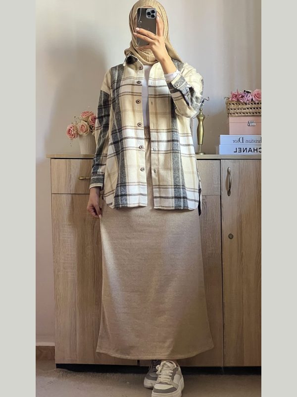 Ensemble Chemise Over et jupe normal