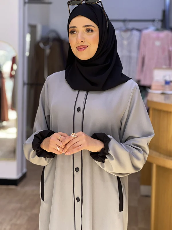 Abaya Sarira