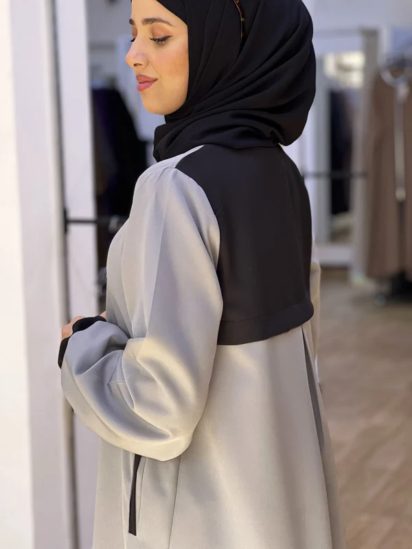 Abaya Sarira